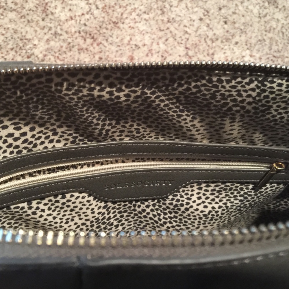 Sole Society grey purse - Picture 3 of 3